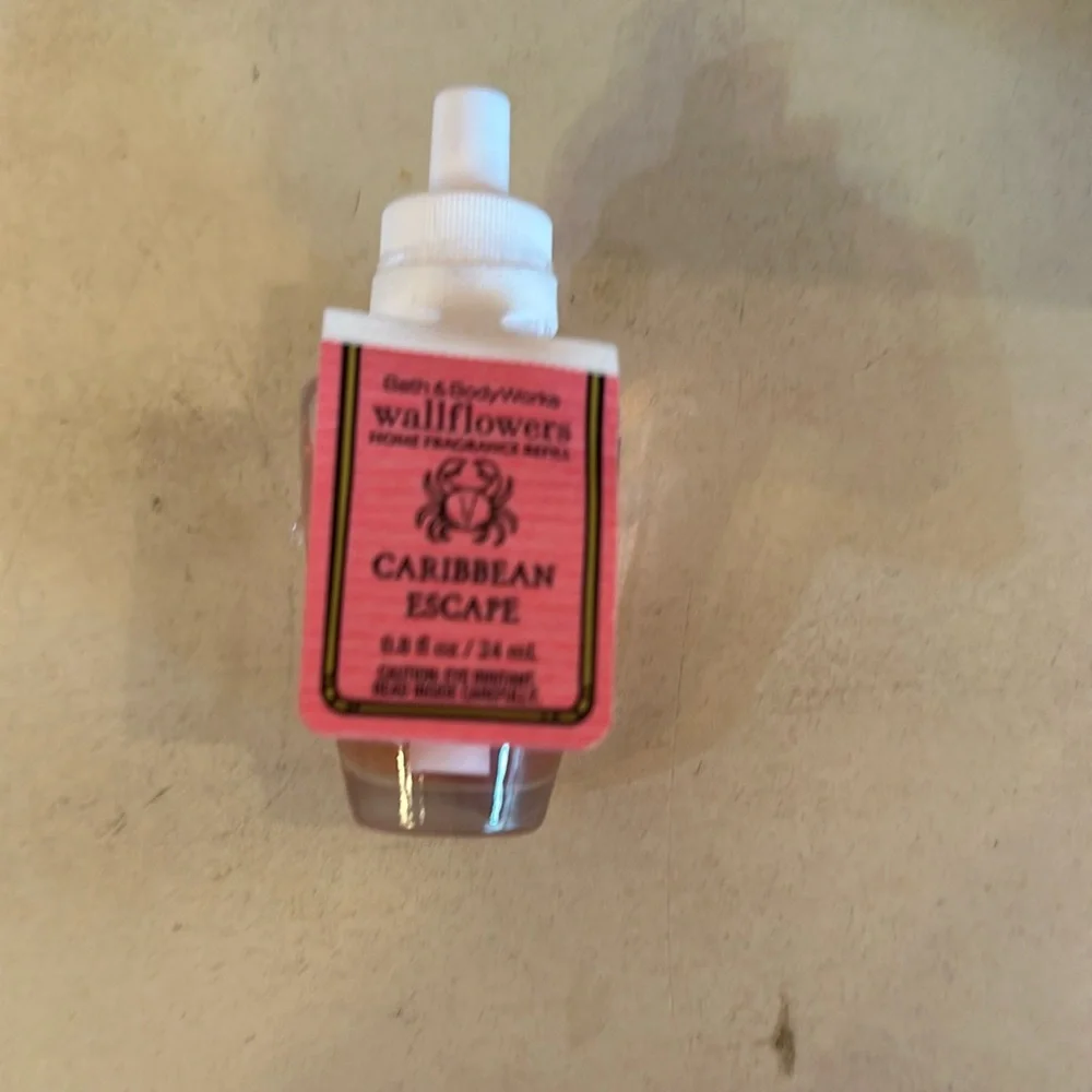 NWT Bath & Body Works Wallflowers essential oil diffuser refills